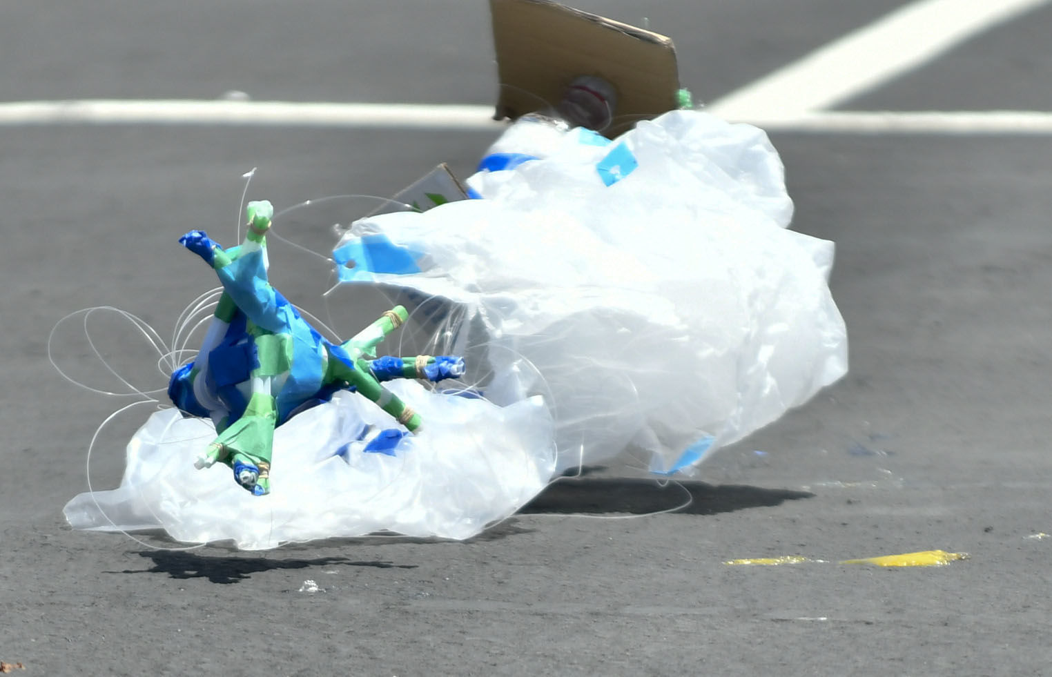 052919 Fesler egg drop 09.jpg